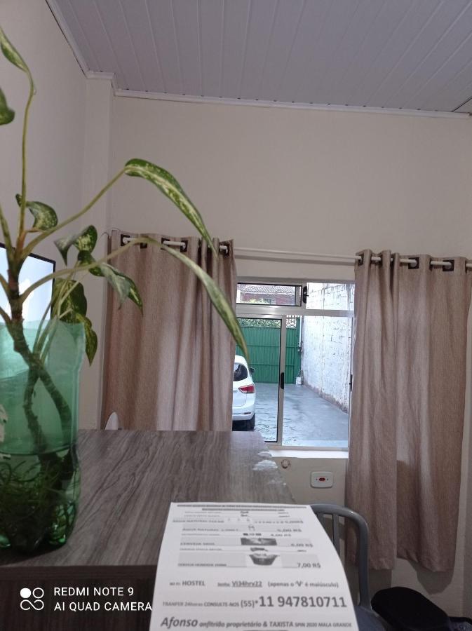 Hostel Familia Quartos Privado Proximo Aeroporto Int Guarulhos Sp Taxi 24 Hrs Eksteriør billede